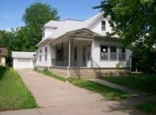 313 N 4th St, Arkansas City, KS 67005