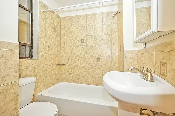 Rented by Keller Williams NYC | media 40