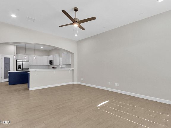 4th image of 13931 Sky Harbor Ave
