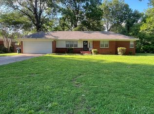 1282 Oakwood Dr, Memphis, TN 38116