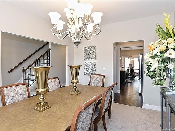 5th image of 1086 Waterlily Dr