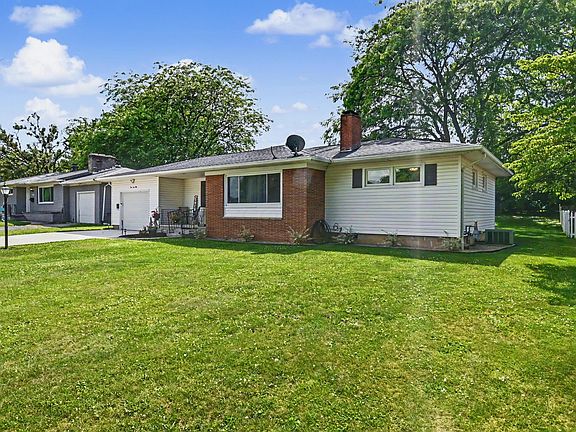 2nd image of 449 Uhler Ave
