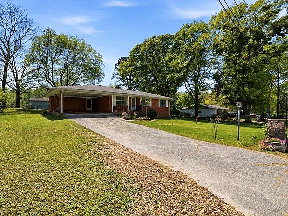 4th image of 1210 Topaz Ln