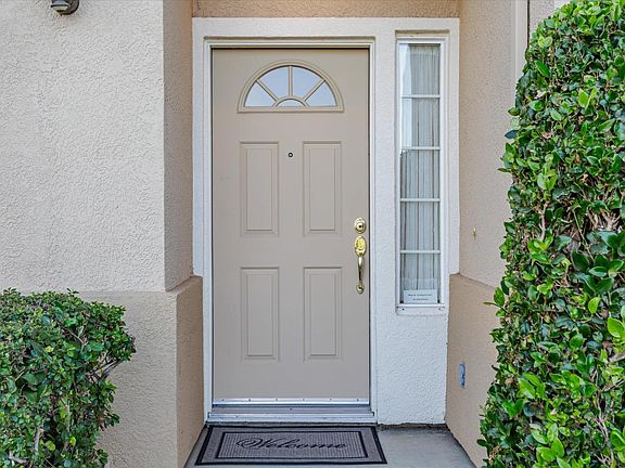 4th image of 813 Kimberly Court