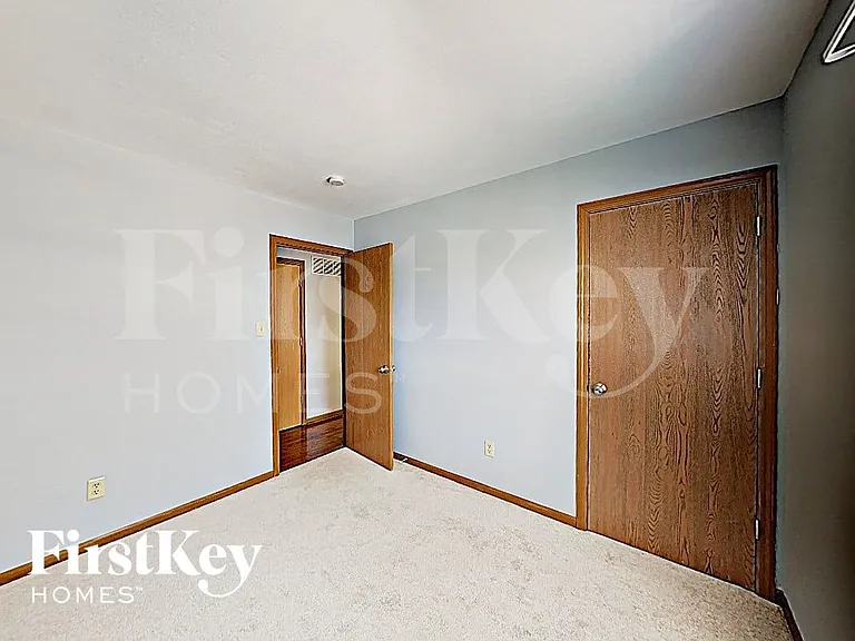 7011 Blue Mountain Dr — Photo 9