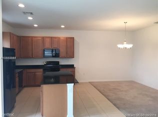 19325 NE 8th Ct, Miami, FL 33179