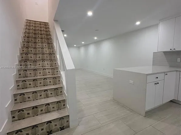 15430 SW 74th Circle Ct APT 501, Miami, FL 33193