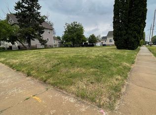 1006 N Sawyer St, Oshkosh, WI 54902