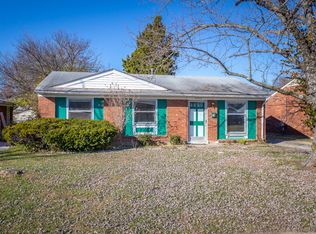 5209 Garden Green Way, Louisville, KY 40218