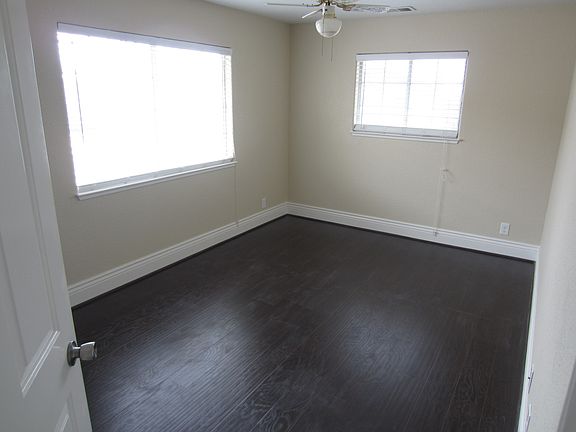 3rd image of 3446 Glen Ellen Dr