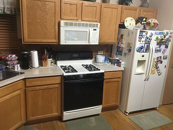 4th image of 3018 Bloomfield Dr