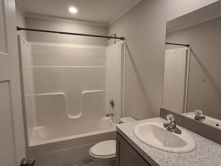 Royal Palm Village — Photo 24