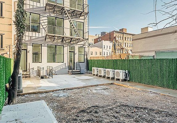 5th image of 21 Fayette St #1L