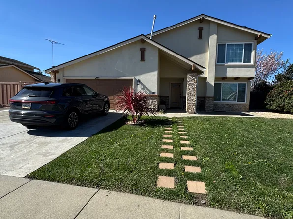 3025 Stonehenge Rd, Fremont, CA 94555