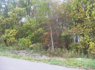 108 Skye Island Dr, Endicott, NY 13760