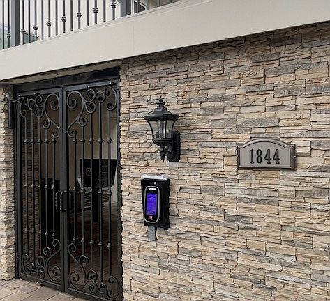 2nd image of 1844 Park Ave #11