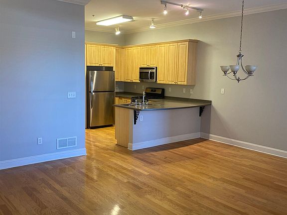 5th image of 510 W City House Ct #205