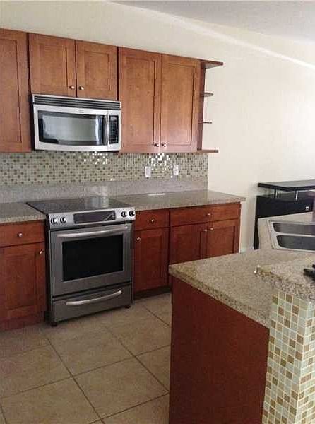 2nd image of 7449 NW 114th Ct