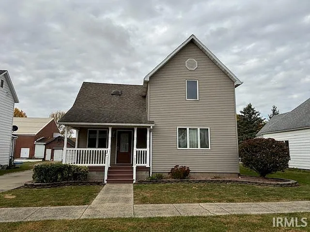 320 N Jefferson St photo 1