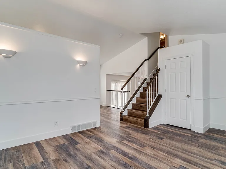 5445 W Aristada Ave — Photo 7