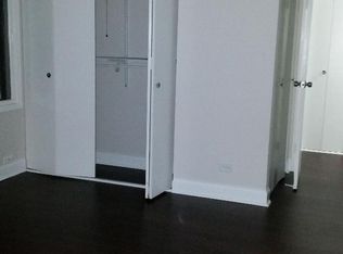 2730 Mitchell Dr APT 2, Woodridge, IL 60517