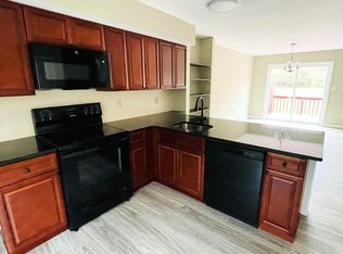 139 Victoria Arms Cir #5, Kunkletown, PA 18058