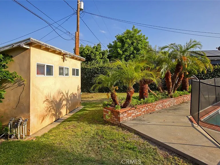 1412 N Catalina St — Photo 27