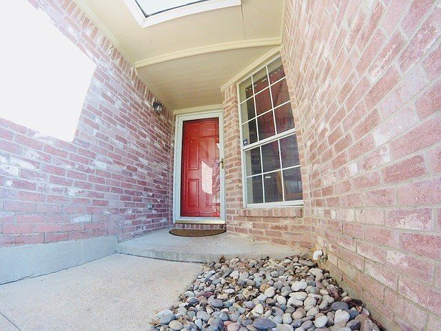 2nd image of 1770 Windy Park Cir