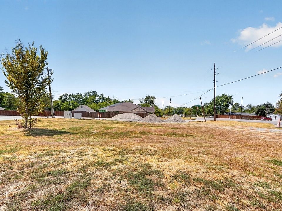 10th image of 2648 W Scyene Rd