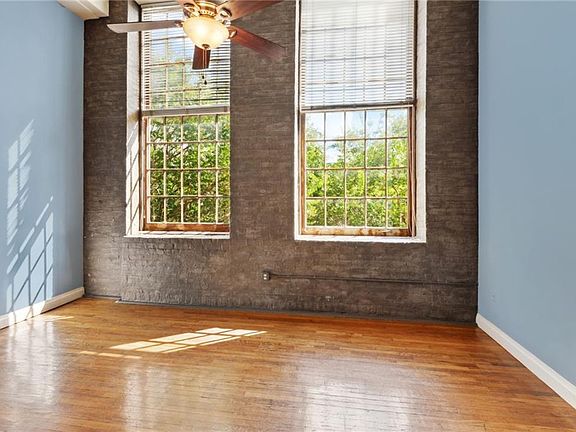 4th image of 920 Poeyfarre St APT 263