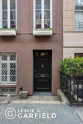 5th image of 443 E 84th St