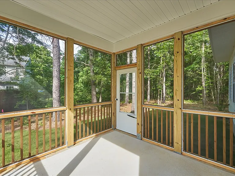 covered back patio and yard