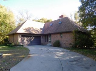 1370 Imperial Rdg, West Saint Paul, MN 55118