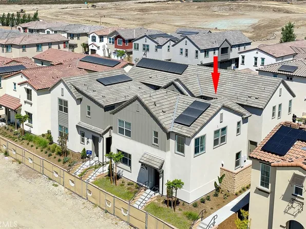 16583 Bottlebrush Ln #2, Fontana, CA 92336