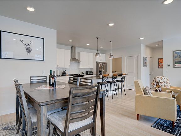 3rd image of 2221D Willow Dr #124