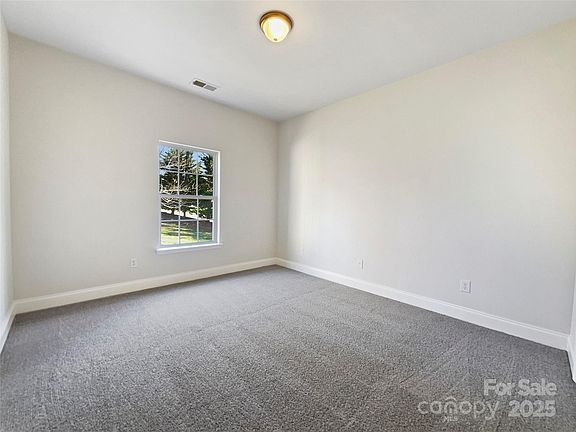 5th image of 9153 Leah Meadow Ln