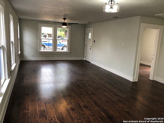 4th image of 1414 Waverly Ave
