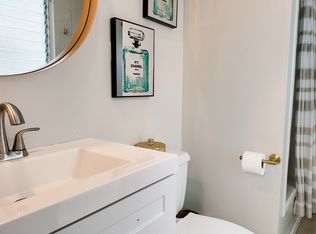 1548 Liholiho St APT 305, Honolulu, HI 96822