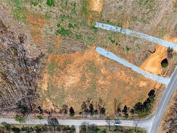 2nd image of LOT 1 Thayer Rd