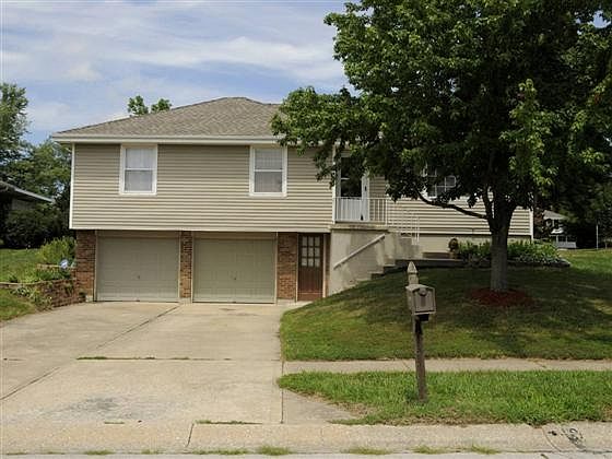 1st image of 7508 E 134th St