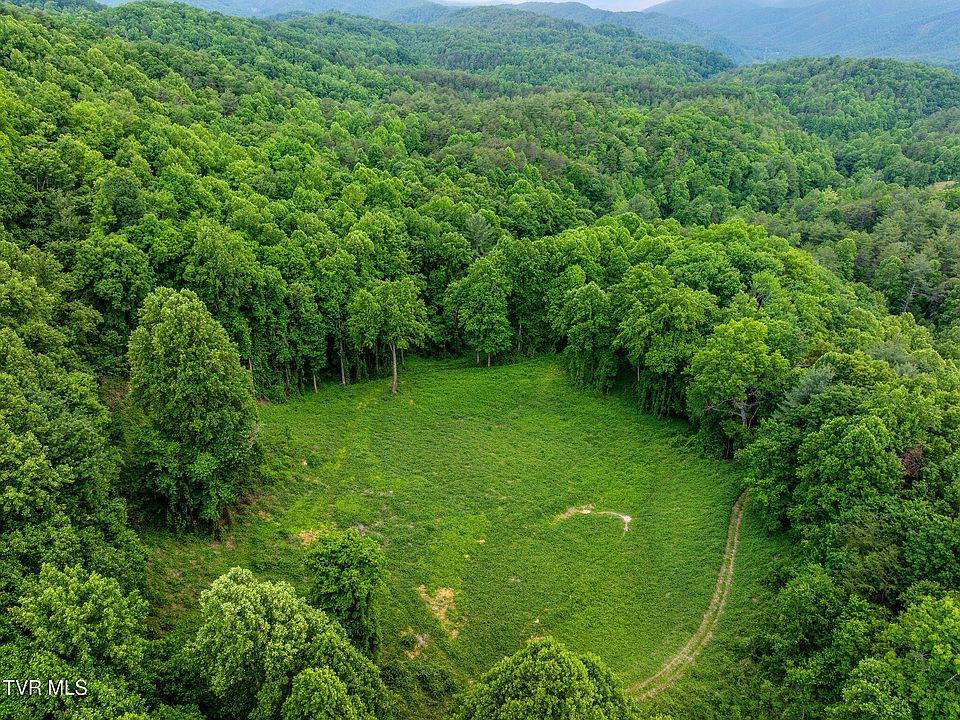 1st image of Black Mountain Rd