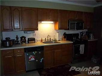 Previous picture of kitchen.