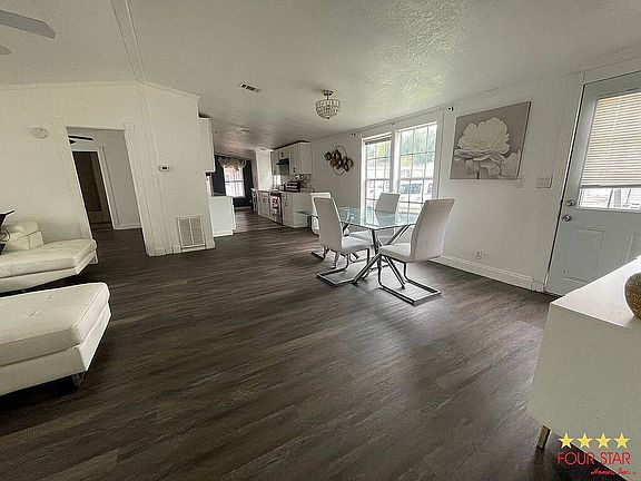3rd image of 14136 Windmill Grove Cir