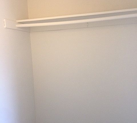 4th image of 3222 Santa Monica Blvd APT 17