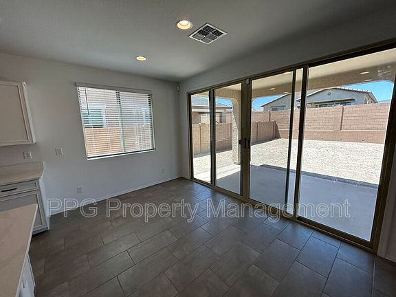 4th image of 24170 W Whyman Ave