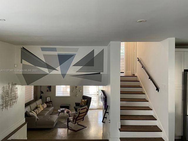 1st image of 12670 NE 1st Ave