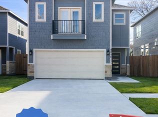 9311 Noel St, Houston, TX 77033