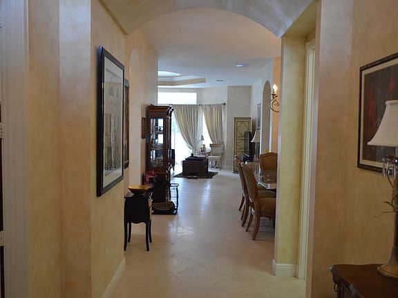 Home For Sale In Villaggio