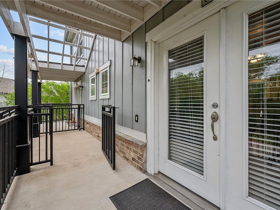 1st image of 1725 Harvey Mitchell Pkwy S APT 622
