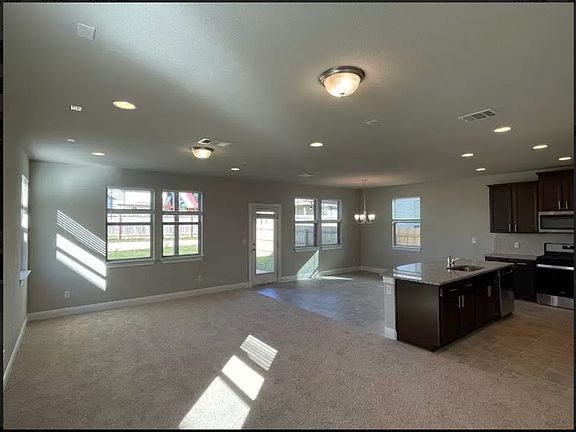3rd image of 200 Mayney Ln